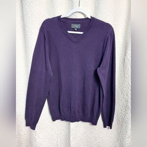 Elegant Purple V-Neck Sweater by Wallin And Bros.
